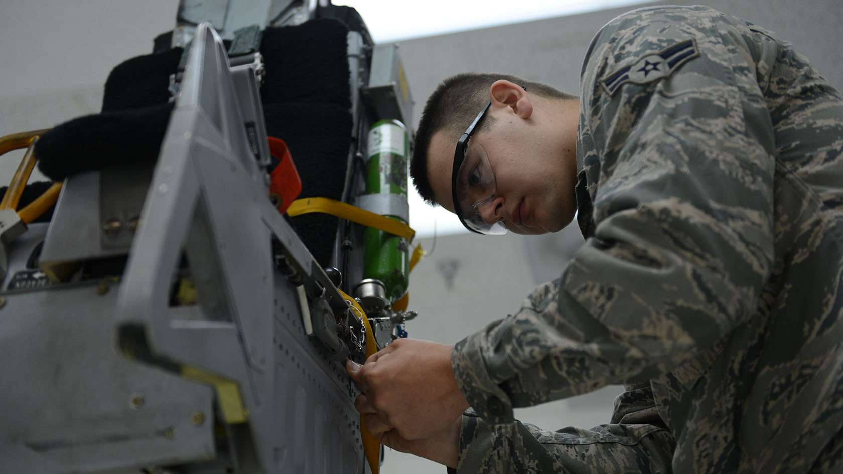 Us Air Force Career Detail Aircrew Egress Systems